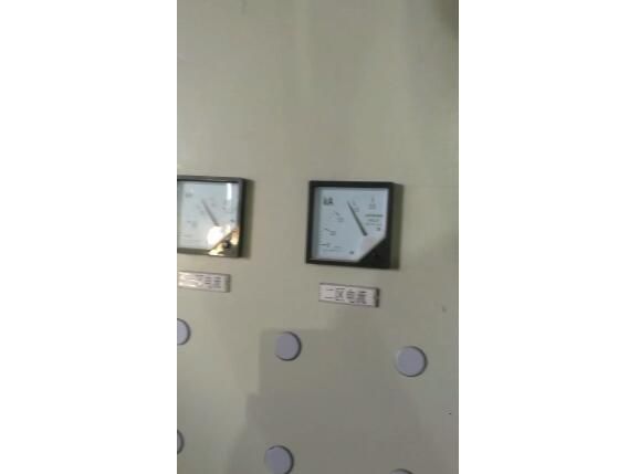 電弧爐冶煉現(xiàn)場視頻